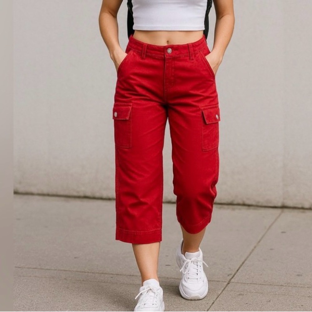 GAP Vintage Cargo Jeans Capris Cuffed or Non Cuffed Dark Red Size 1